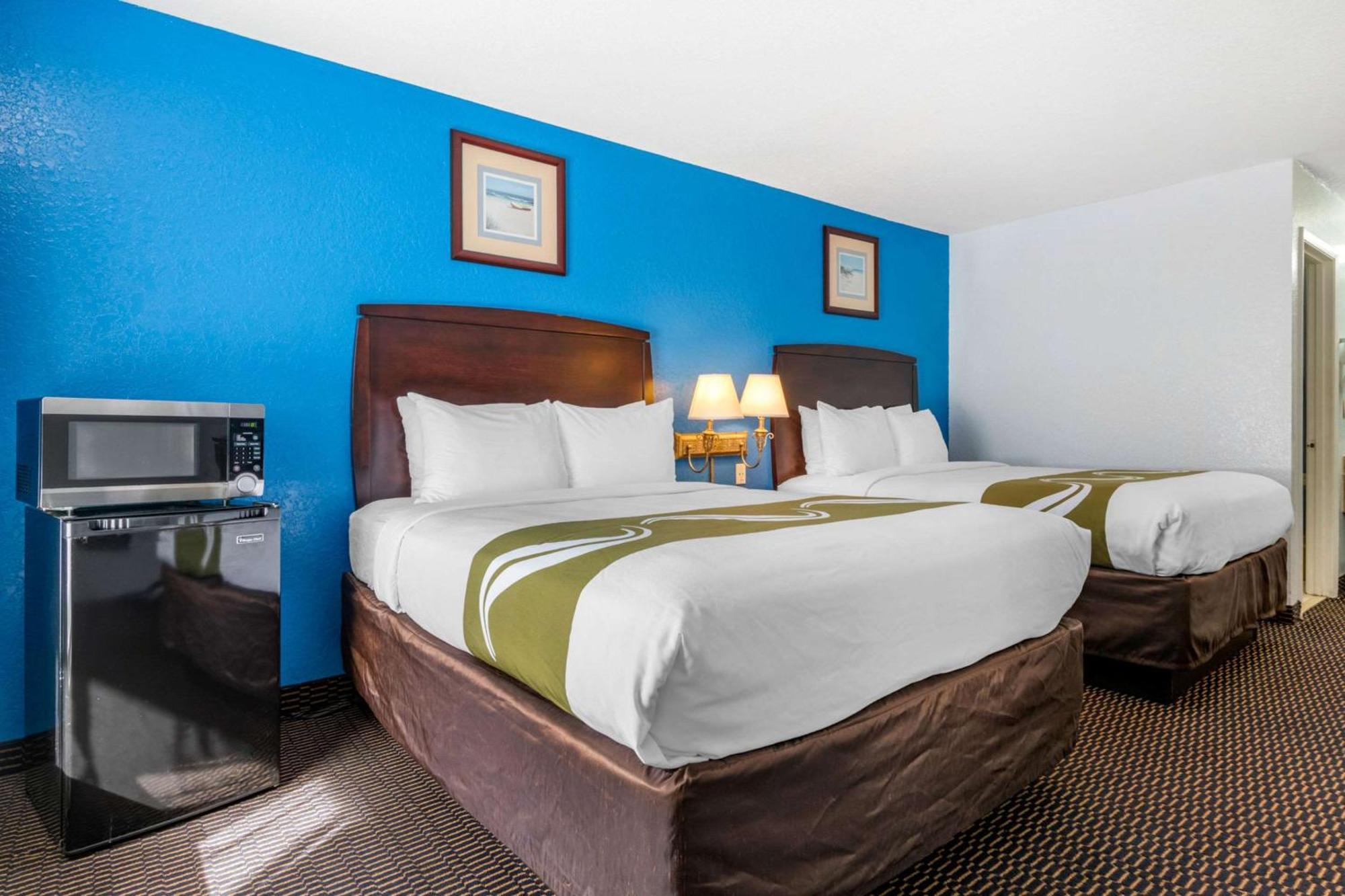 Quality Inn Sarasota North Near Lido Key Beach Kültér fotó