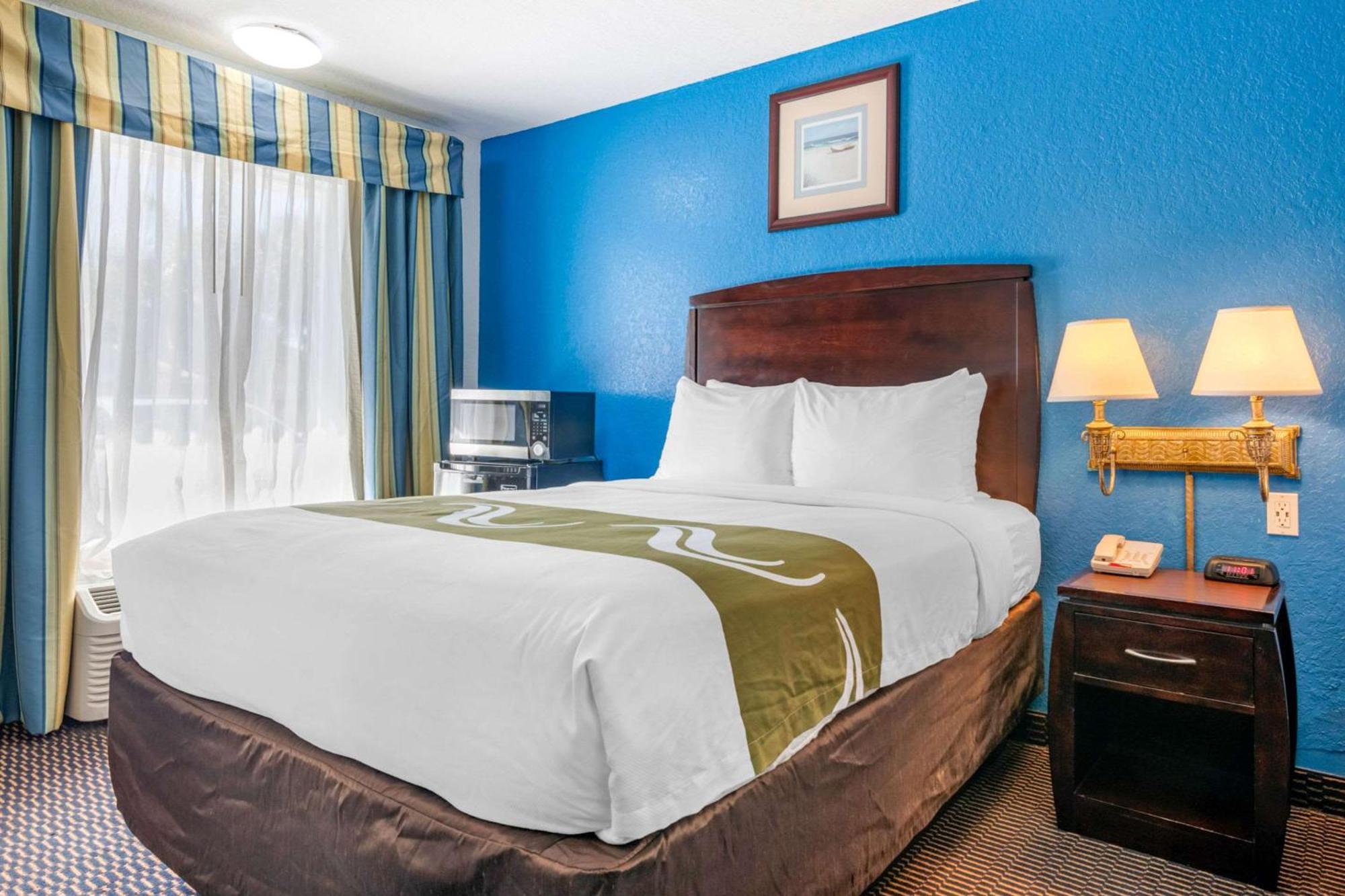 Quality Inn Sarasota North Near Lido Key Beach Kültér fotó